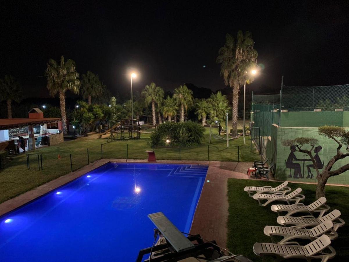 Villa Finca Escalicha Cambrils Bagian luar foto